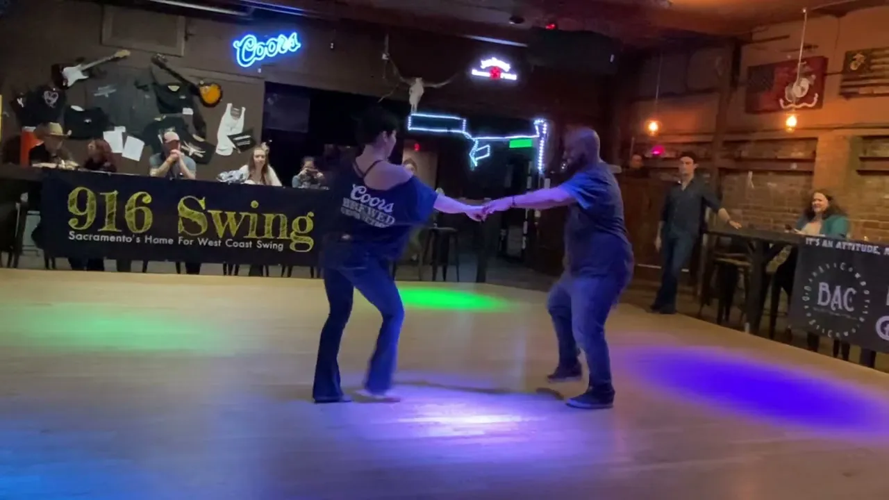 Steve Ortiz & Rachel Satoh @ 916 Swing (5/30/23)