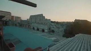 اغنيه انت لوحدك م      ن مسلسل في الداخل   دندنها