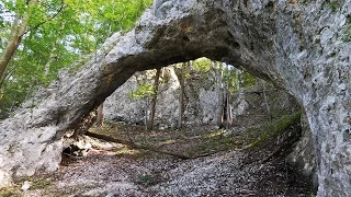 me akla naravni most