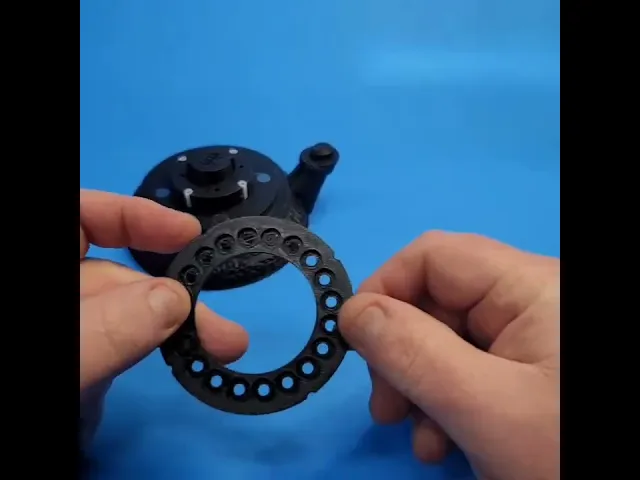 12 oz Dragon D20 magnet spinner can cozy video thumbnail