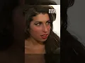 Lagu Amy Winehouse Calls Out Rude Reporter (2007)