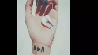 وعدني وعد الشرف للموت يحبني وحلف 