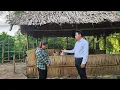 Download Lagu De goedhartige jongeman helpt een dakloos meisje | LyTieuUyen