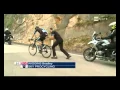 Download Lagu Bradley Wiggins throws away the bike at Giro of Trentino 2013 - stage 4