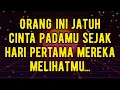 Lagu Orang ini jatuh cinta padamu sejak hari pertama mereka melihatmu...