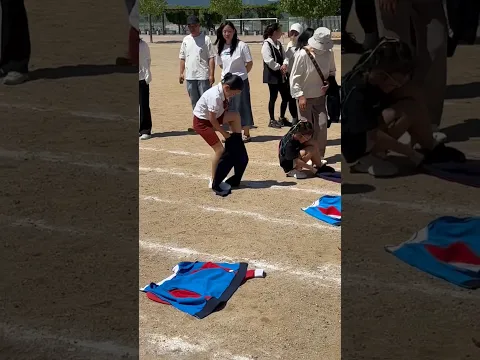 Funniest Dress-Up Race School!