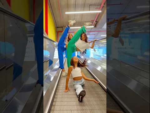 🤸‍♀️+🤸‍♀️+🤸‍♀️=⚡️ #familyfirst #flexibility @SOFIIA.TOLASOVA @_miss_tais_