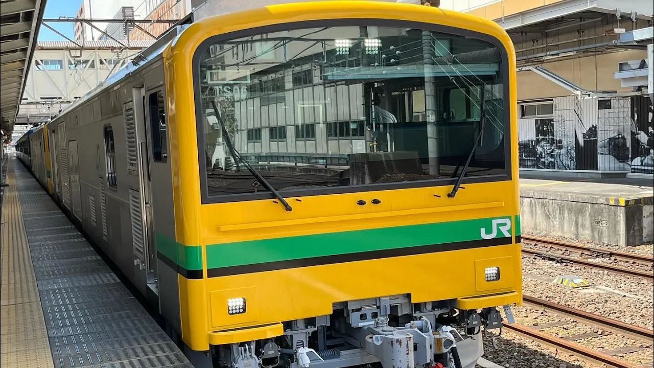GVE197系(TS06編成)+12系客車5BGV 牽引試運転高崎発車シーン