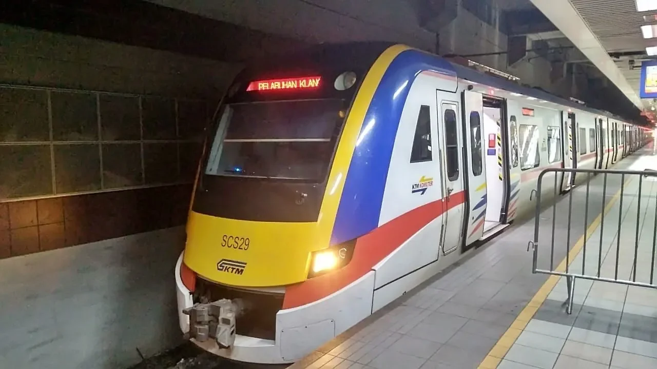 
          
          
          
            
            Naik Kereta Api Malaysia Dari Kuala Lumpur Ke Batu Caves
          
        . 