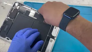 how to fix jammed power button - iPad 10th gen