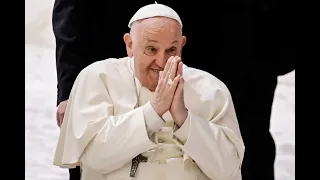 EL PAPA PIDIÓ QUE LE DEN LA EUCARISTÍA: SU ESTADO ES CRÍTICO, PERO HABRÍA PASADO "UNA MEJOR NOCHE"