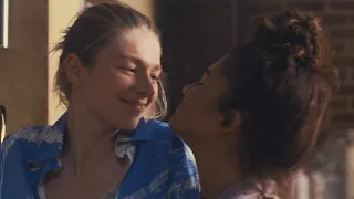 Euphoria Special Episode Kissing Scenes Rue and Jules Zendaya and Hunter Schafer 2020
