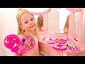 Download Lagu Настя меняет наряды и просит косметику у папы