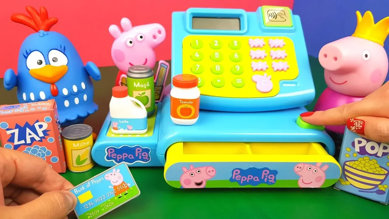 HISTORINHA GALINHA PINTADINHA E PRODUÇÃO FAZEM COMPRAS NO MERCADINHO DA PEPPA PIG TOY CAKE TIA FLA
