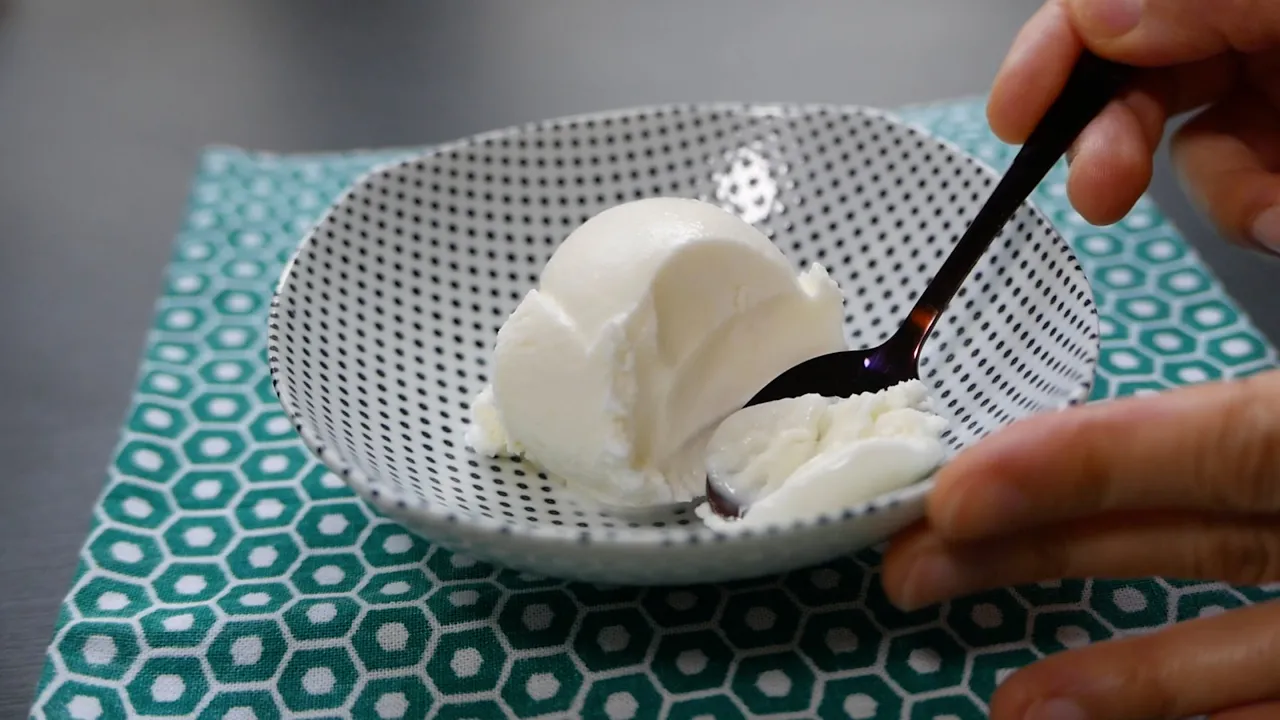 How to make frozen yogurt with cuisinart ice cream maker really easy recipe!