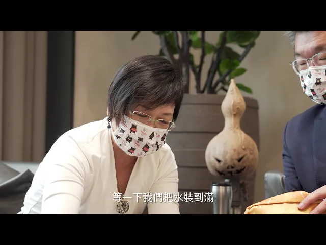 播放影片-僑委會防疫關懷包大咖來開箱-立法院副院長蔡其昌直播精華版