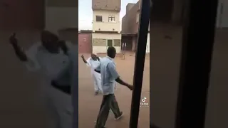 قوم يا عاطل  قوم يا عاطل