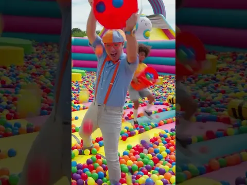 A Bola Gigante do Blippi! 😲⚽