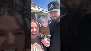 طفل مولود بدون أطراف 