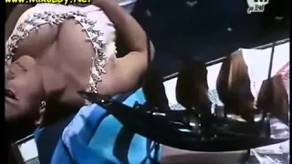 صدر سعاد حسنى كله باين يهبل 