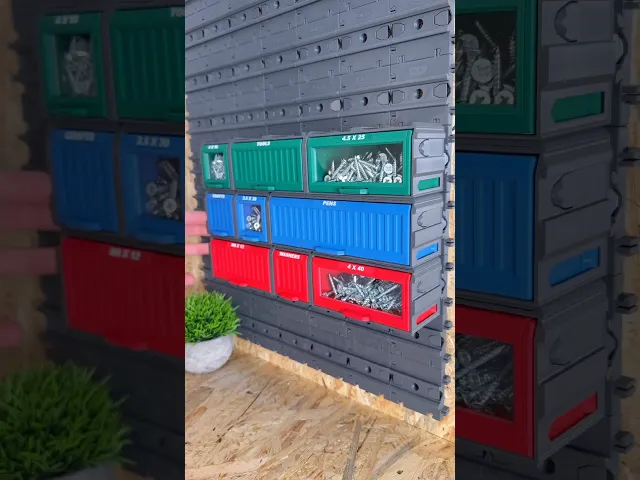 Cargo Containers - 2x1 (Medium Modular Storage) video thumbnail