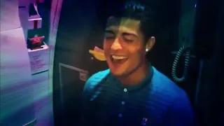 كريستيانو رونالدو   شقلطوني في بحر بيره                                  وشكرا  دندنها