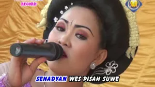 Download Ilange Gelang Kalung - Ning Dyah MP3