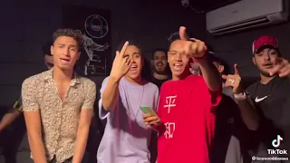 دخل عليها وقالها شوفي بيخونك مع مين 