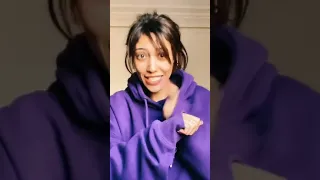 بصي يا دنيا انا ضهري زميلي 