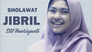 Download Sholawat Paling Merdu Pembuka Rejeki - Siti Hanriyanti MP3