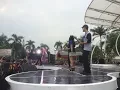 Download Lagu Gamma1 - Sakit Pinggang live full video. Host nya pada joget semua..