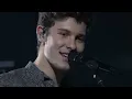 Shawn Mendes - There's Nothing Holdin' Me Back (Live At The MTV VMAs / 2017)