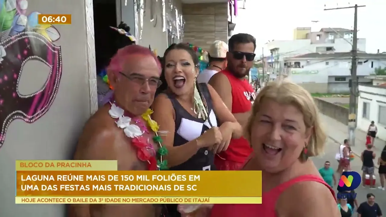 Tradicional Bloco da Pracinha movimentou a cidade de Laguna neste fim de semana