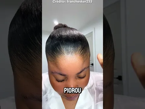 Ela passou rímel no olho sem querer 😱