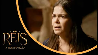 NOVELA REIS: Chaim ameaça Eloá para descobrir o paradeiro de Davi