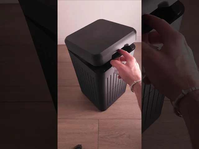 Garbage Bin - Large (24x24x45 cm) video thumbnail