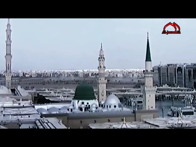 ⁣غرباء نبحث عن وطنك الأزلي ملاذا ... يا رسول الله قلوبنا تعلقت بضريحك وذكرى رحيلك بداية كل جراحنا