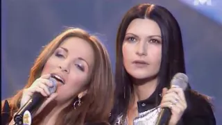 Download Laura Pausini On N'oublie Jamais Rien, On Vit Avec MP3