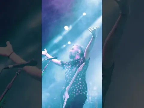 Da última vez que estivemos no #rockinrio foi assim! 🤘 Em 1 semana nos vemos lá de novo!