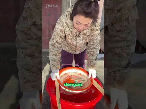 Mengisi Ember Besar Di Musim Dingin 😦