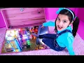 Download Lagu Ellie Emma \u0026 Charlotte Finds a Secret Slide in Their Room!