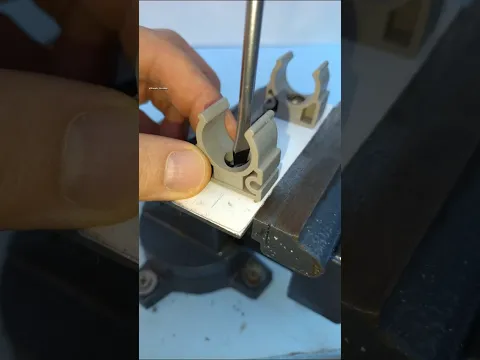 A Great DIY tool Idea for a Ceiling Mount for a Laser Level #diy #tools #ideas #tips