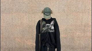 VETEMENTS TITANIC ZIP HOODIE