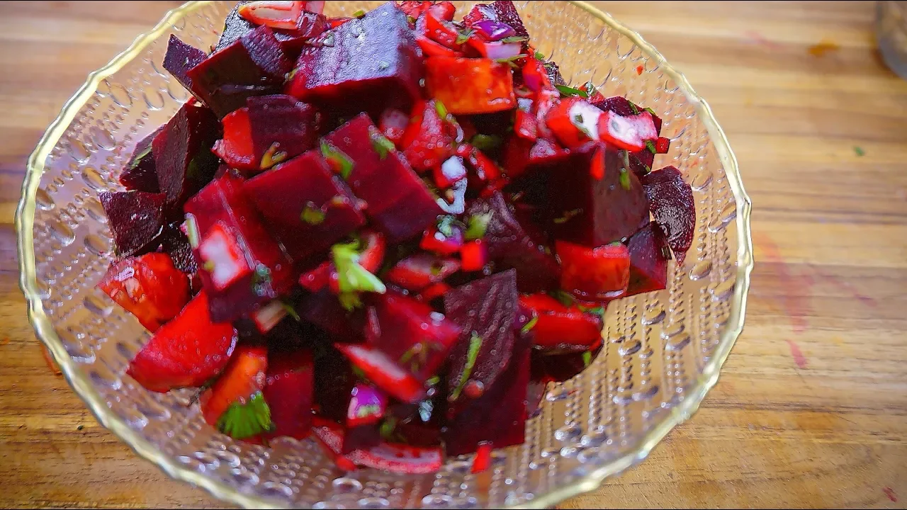 Roasted Beet Salad - beetroot recipes - plant based whole food vegan diet