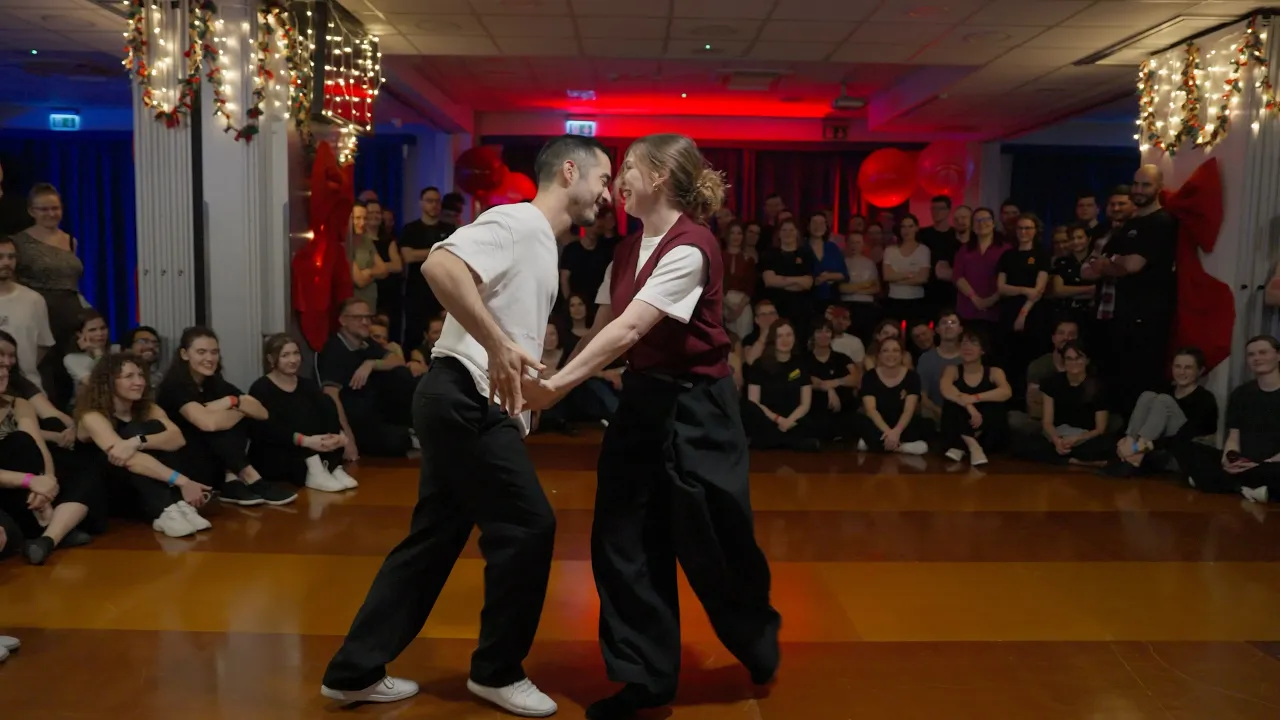 Miguel Ortega & Maïna Vila Cobarsi - Do I Wanna Know / Invitational Show / Santa Swing 2025