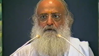 (तात्विक सत्संग चातुर्मास)Tatvik Satsang chaturmas ahmedabad 2004 part 2