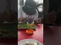 Download Lagu belatungnya nyaris persis sama warna nasi gorengnya#kuliner #belatung #fyp#restoran #lucu #viral