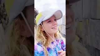 Art, soccer, and Zanzibar vibes 🇹🇿 🌴 #sailingfamily #tanzania #travel