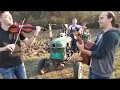 Tractor band music (old Deutz tractor + violin + guitar) :)