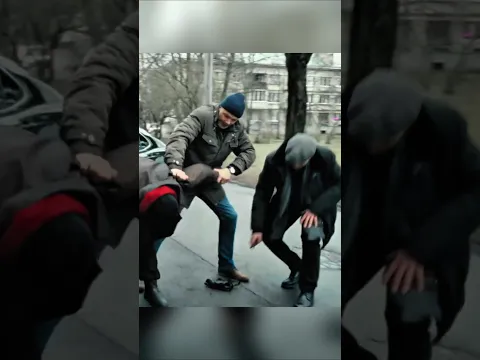 ПРЕСТУПНИК ПОПАЛ ПОД МАШИНУ #shorts #kino #фильм #кино #fyp #serial #рекомендации